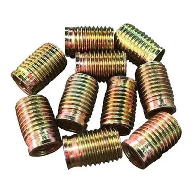 Bucha de carcaça para fixação automotiva – ideal para suportes, carenagens e peças plásticas com encaixe firme e durável