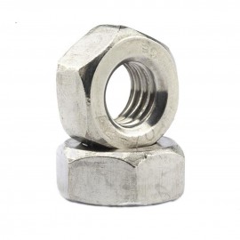 Porca sextavada em aço inox resistente à corrosão – ideal para fixação durável em ambientes úmidos